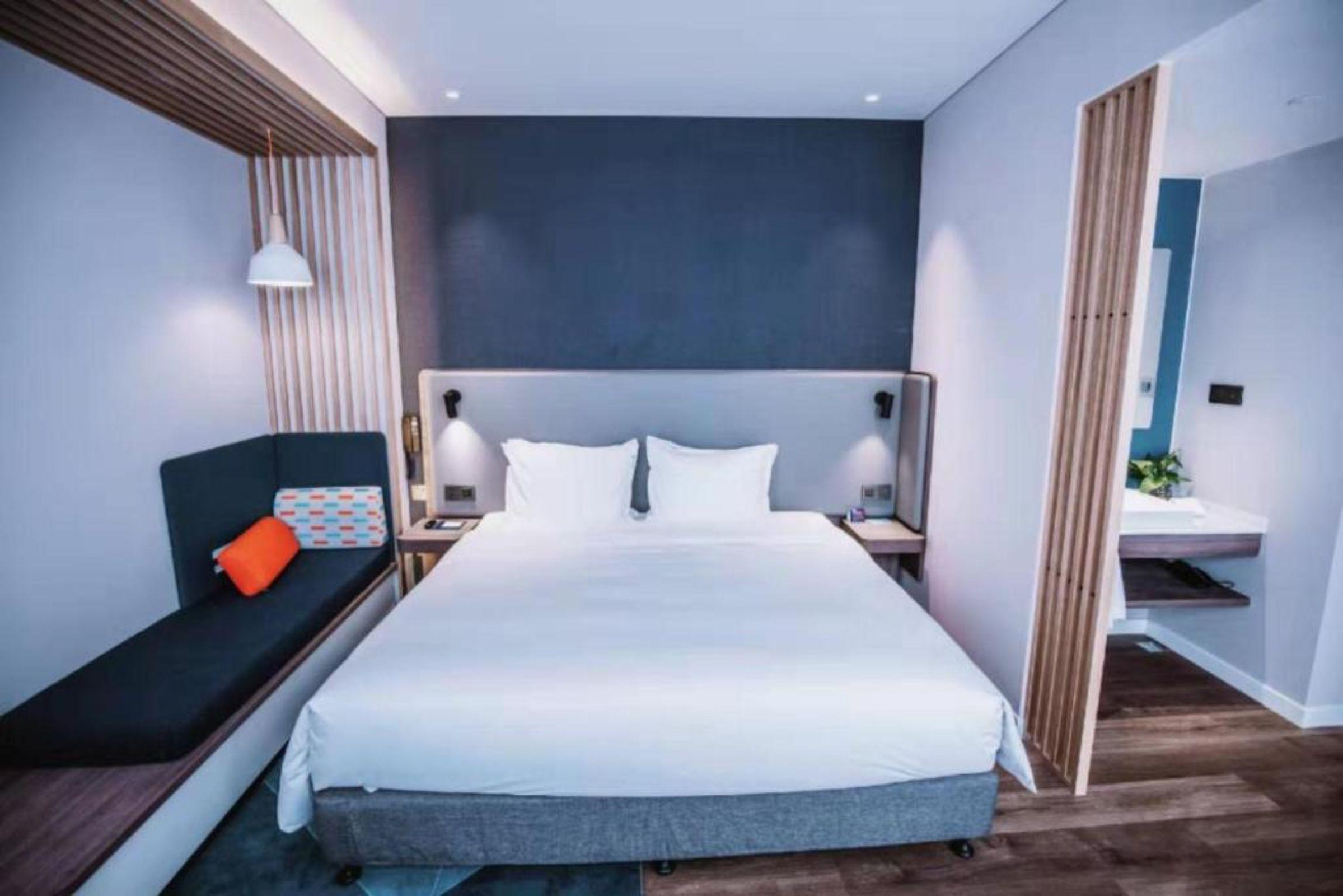 Holiday Inn Express Ningbo Fenghua, an IHG Hotel Bagian luar foto