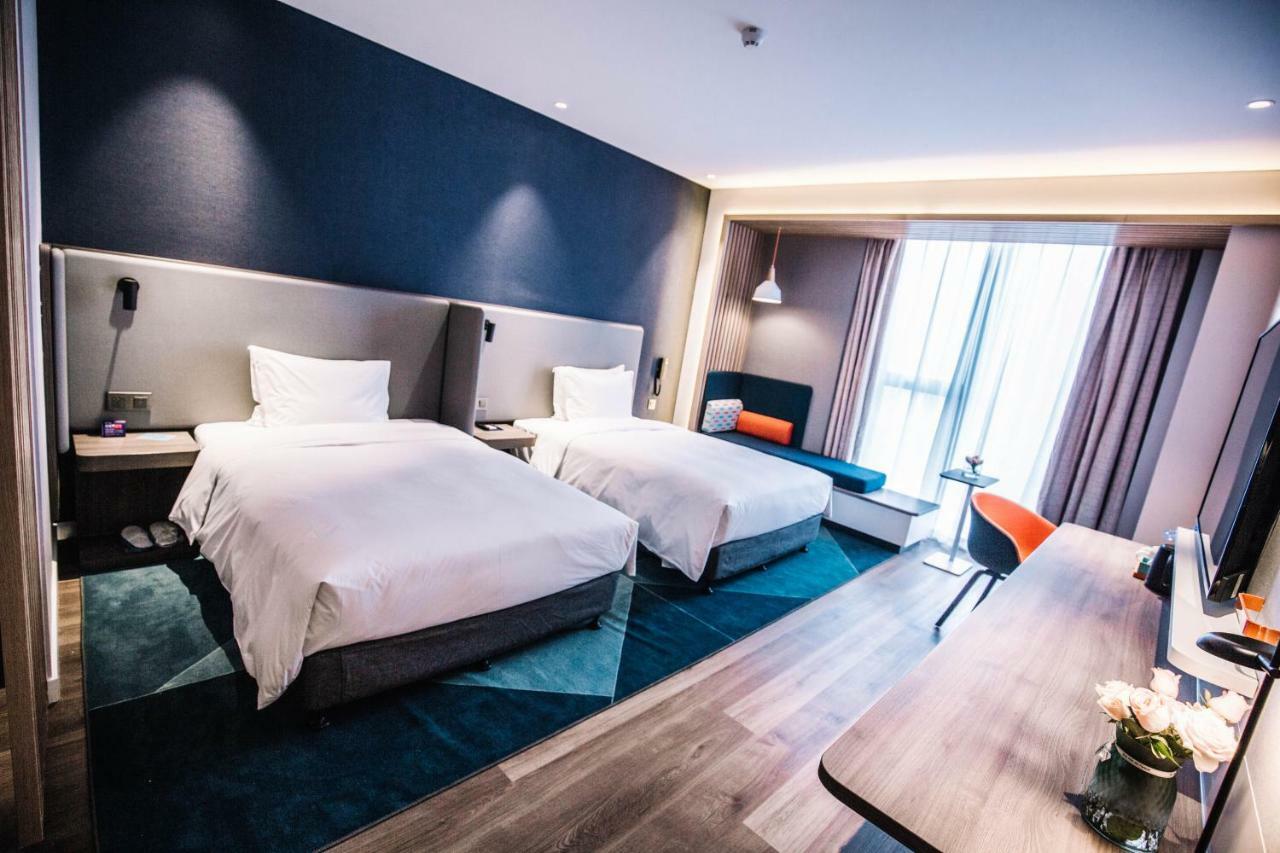 Holiday Inn Express Ningbo Fenghua, an IHG Hotel Bagian luar foto