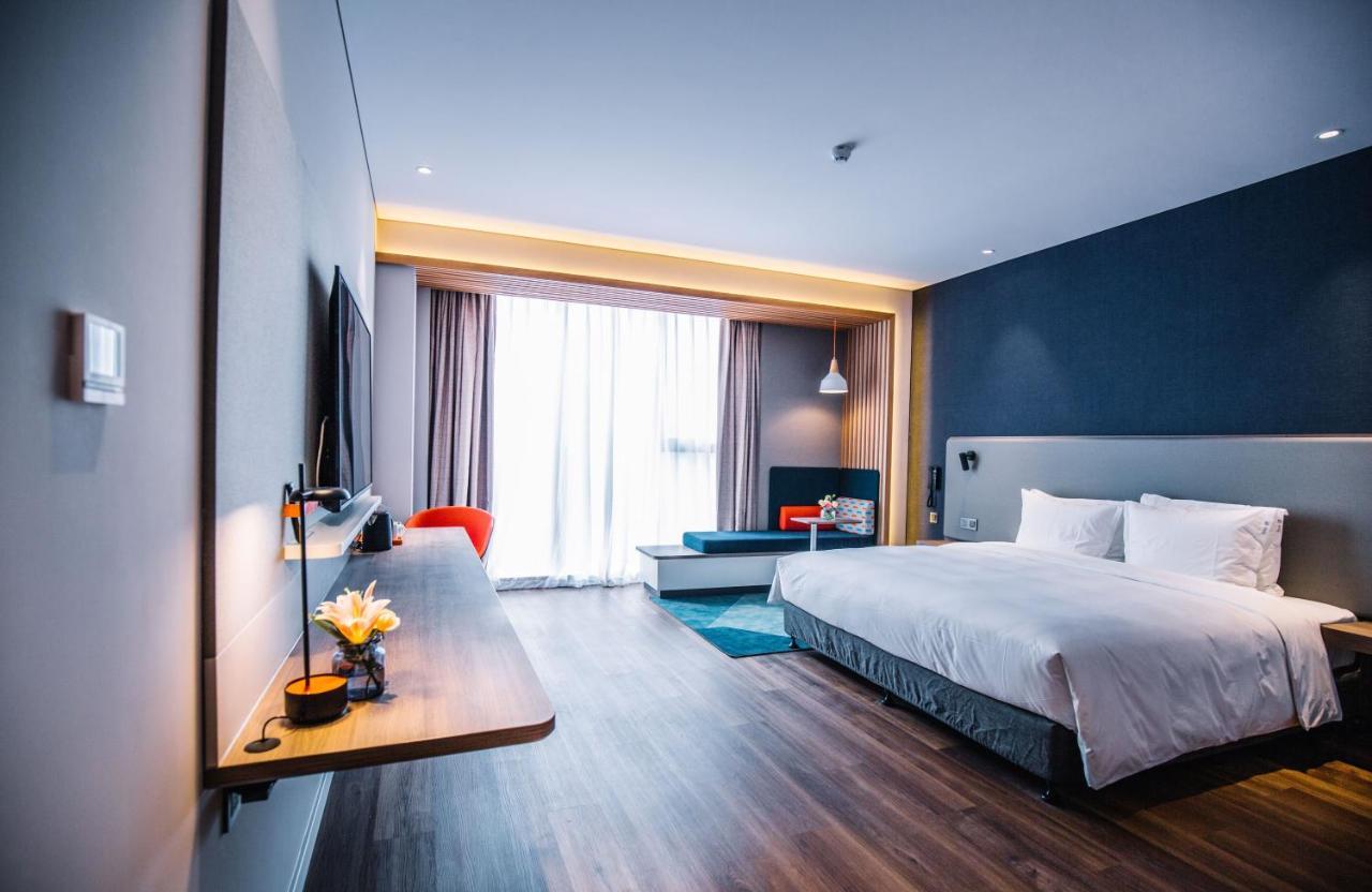 Holiday Inn Express Ningbo Fenghua, an IHG Hotel Bagian luar foto